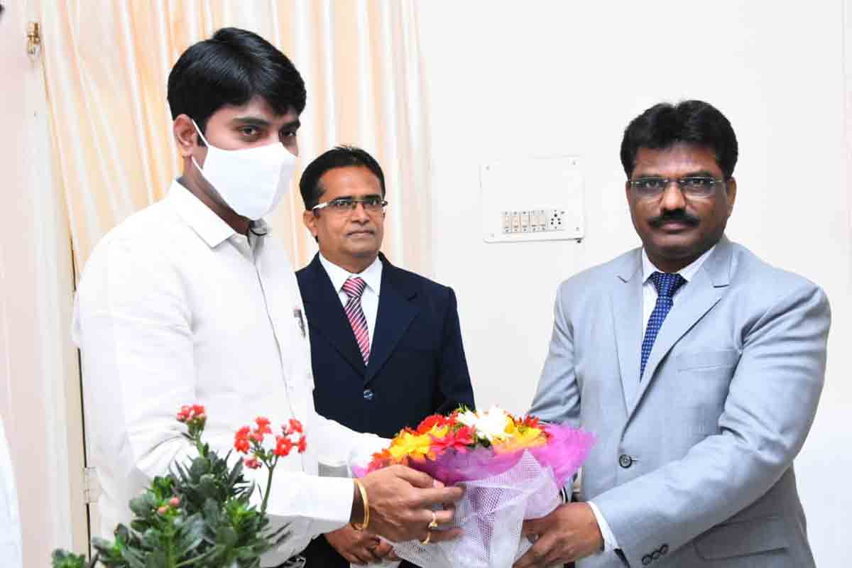పెండింగ్‌ కేసులను సత్వరమే పరిష్కరించాలి: జస్టిస్ లక్ష్మణ్