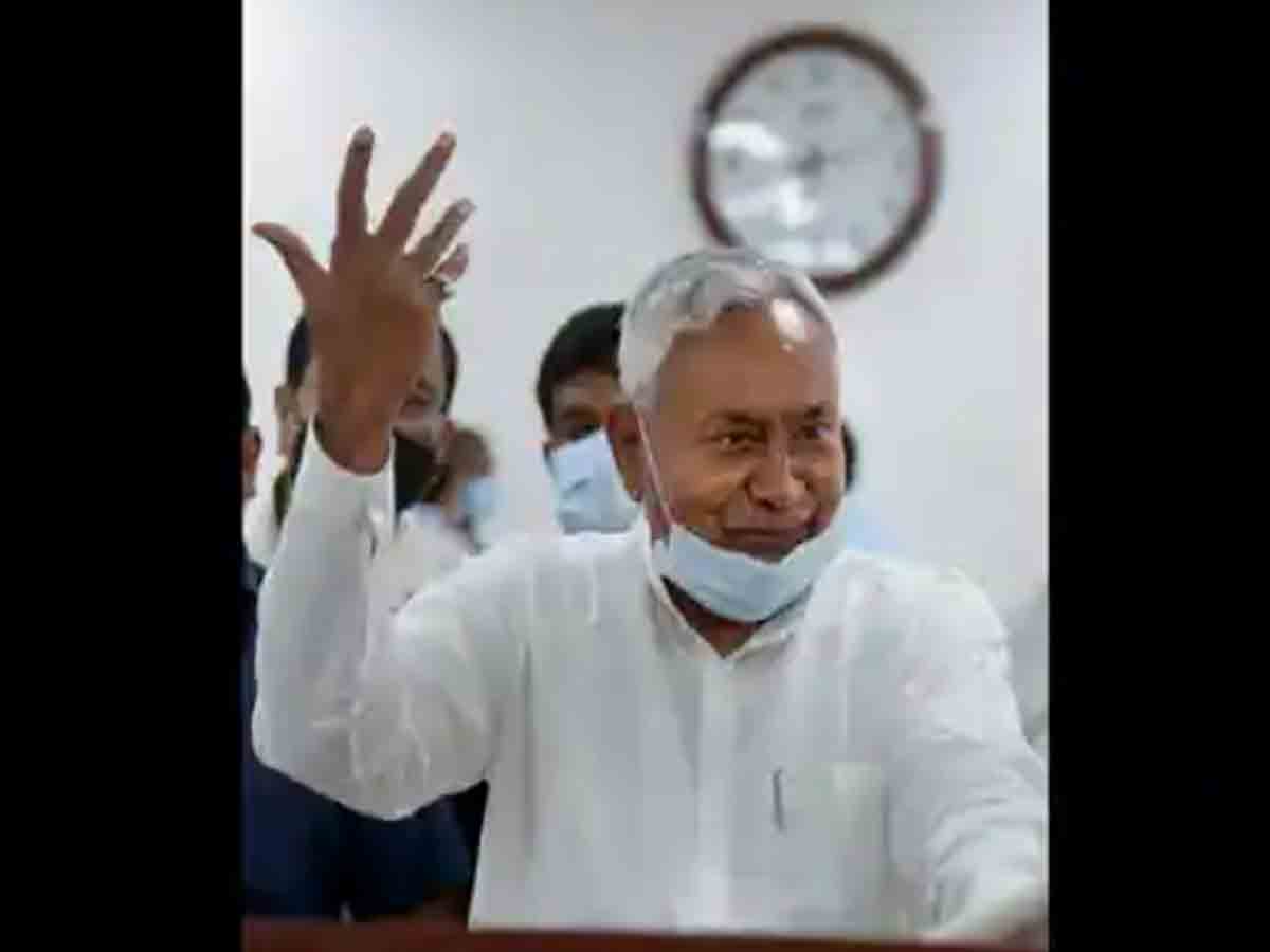 ‘ప్రత్యేక హోదా కోసం.. కేంద్రాన్ని అడిగి అడిగి విసిగిపోయాం’