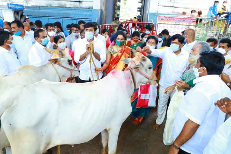 స్వరాష్ట్రంలోనే ఆలయాల అభివృద్ధి