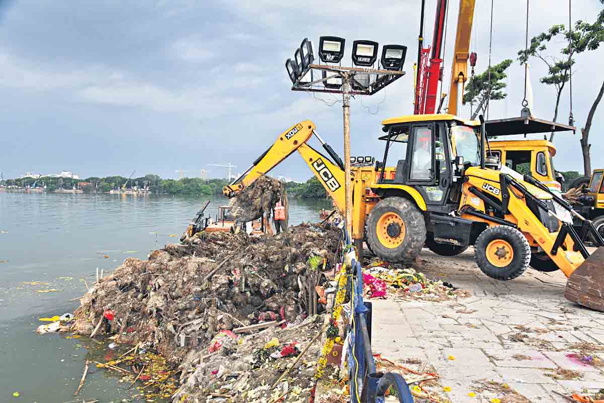 జీహెచ్‌ఎంసీ వ్యాప్తంగా 85 వేల విగ్రహాలు