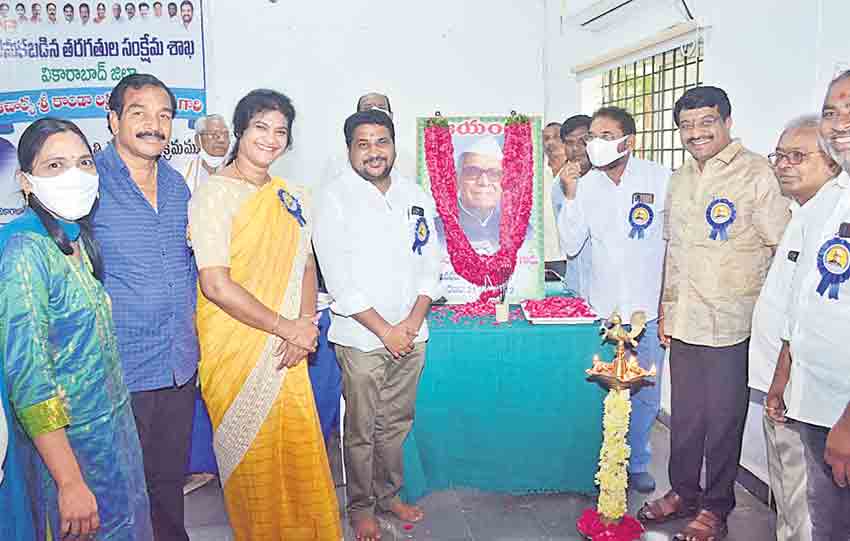 పోరాట యోధుడు బాపూజీ