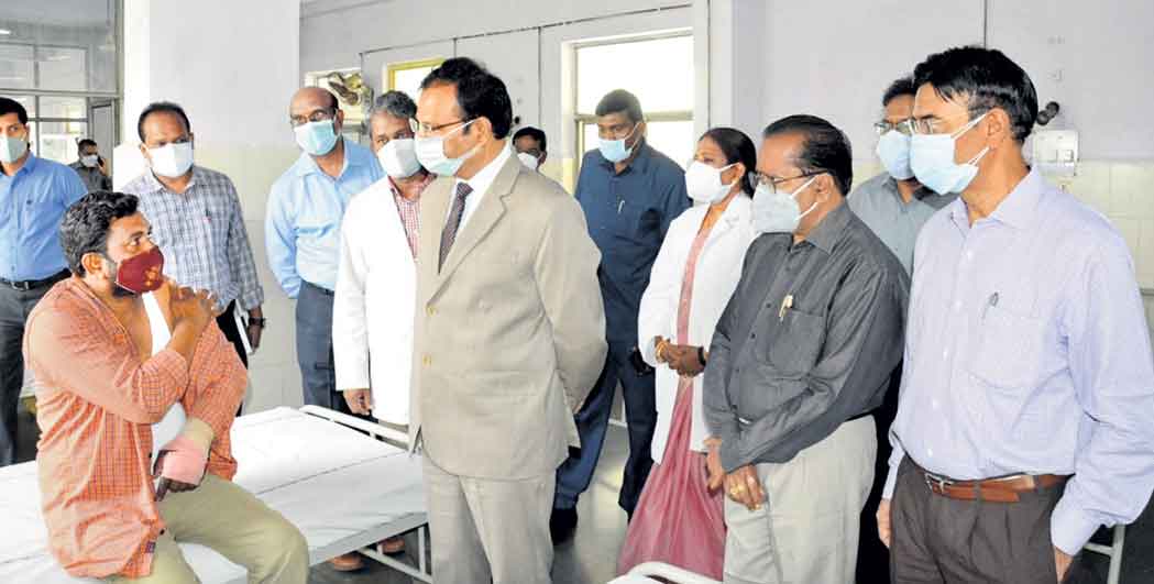 ఆర్టీసీ ఉద్యోగులకు కార్పొరేట్‌ వైద్యం