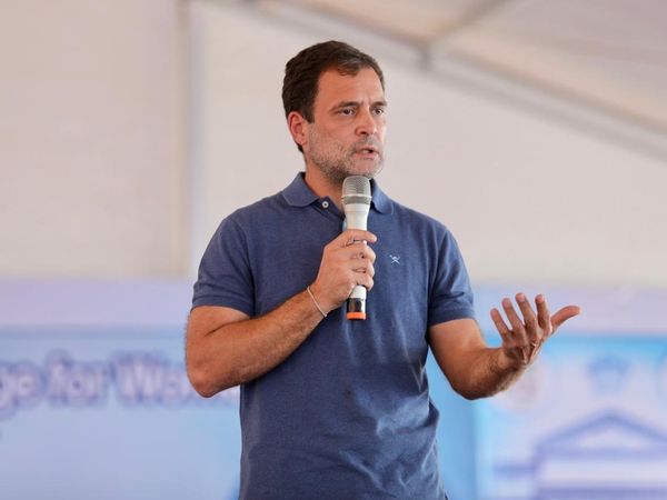 ముస్లిం లీగ్ మ‌హిళా విభాగం ర‌ద్దుపై బీజేపీ ఫైర్‌