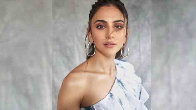 Rakul Preet Singh| దుస్తులతో ప్రేమ‌లో..ట్రెండింగ్ లో ర‌కుల్ ప్రీత్ సింగ్ పోస్ట్