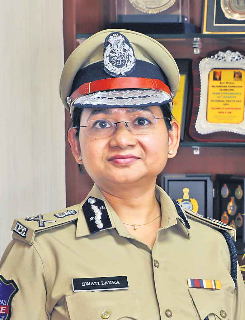 దేశమంతా షీటీమ్స్‌!