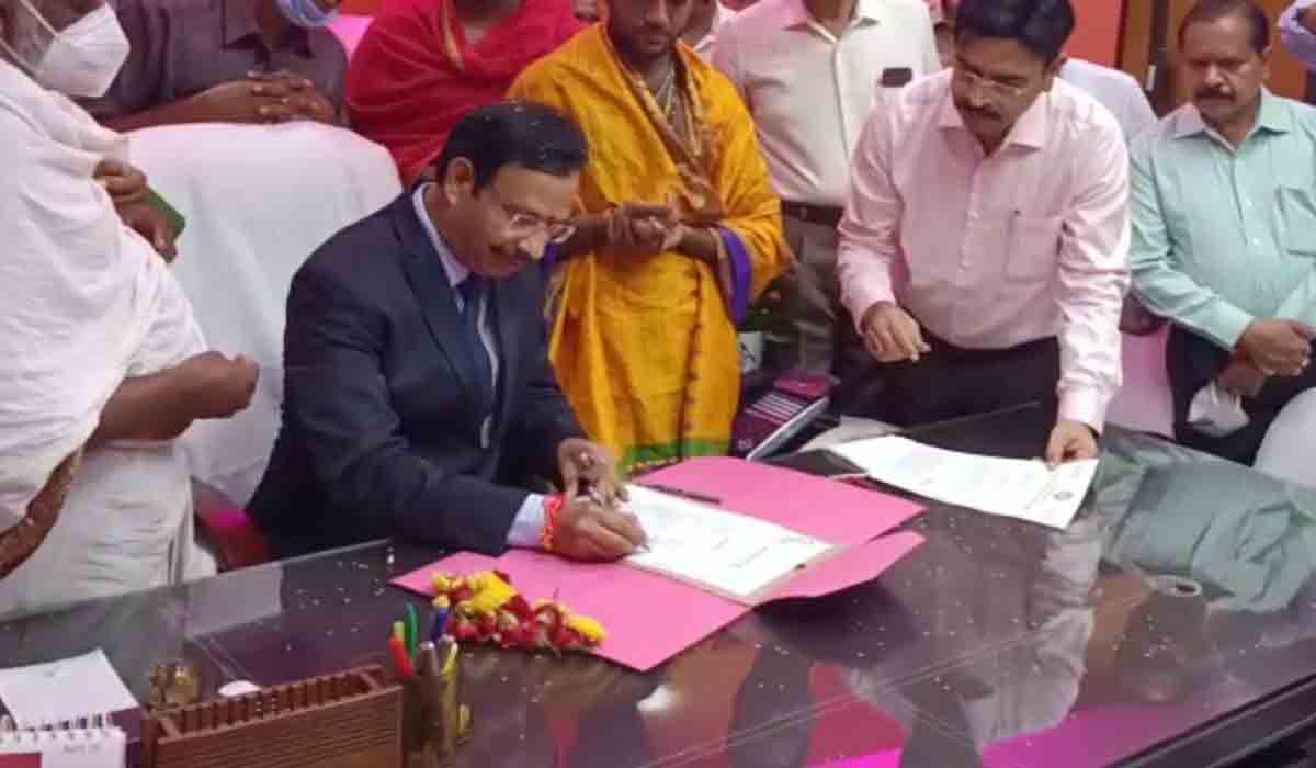 ఆర్టీసీ ఎండీగా బాధ్యతలు స్వీకరించిన సజ్జనార్‌