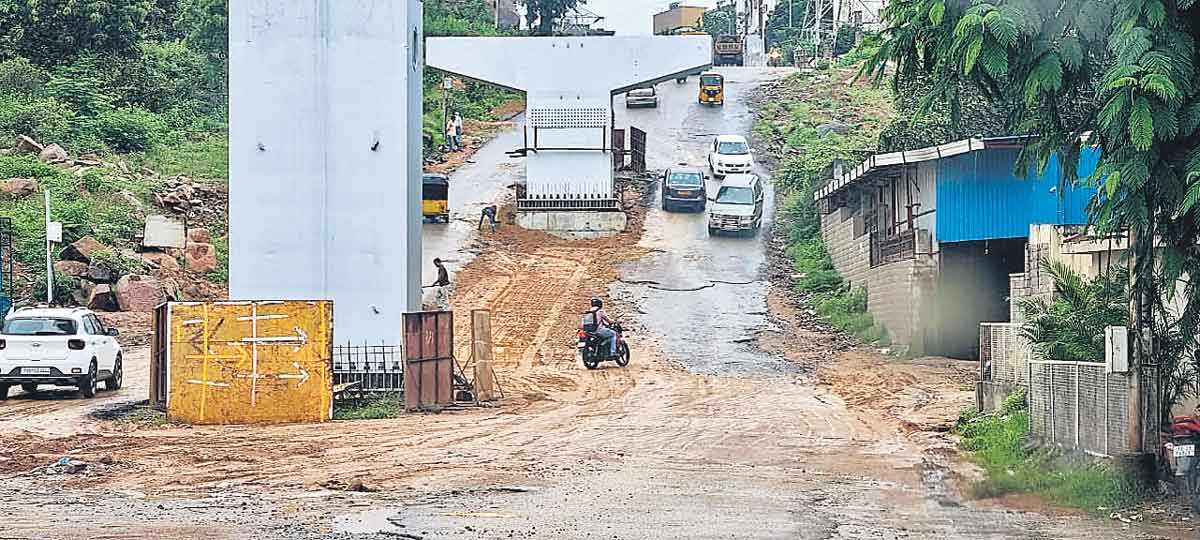 మరో స్టీల్‌ బ్రిడ్జి