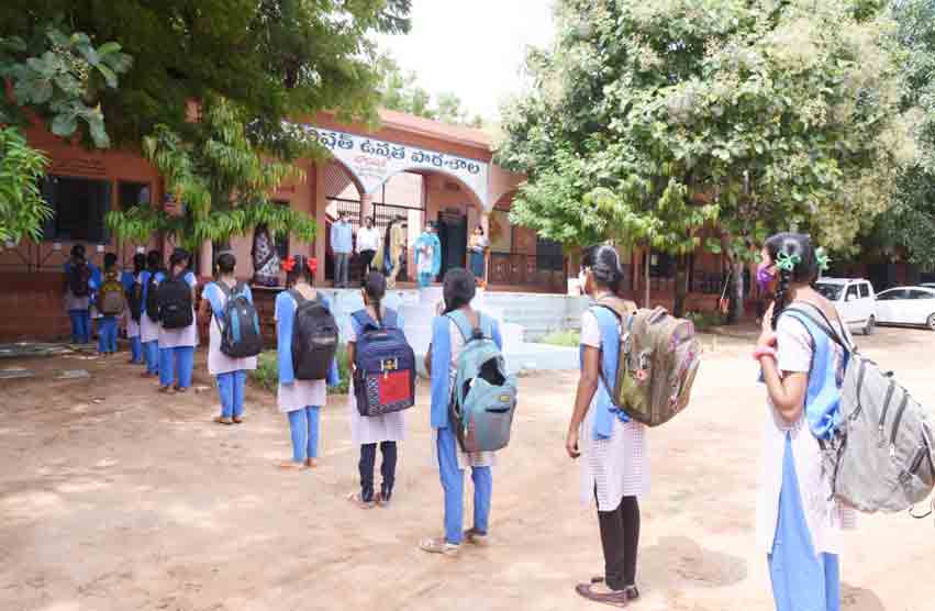 బడుల్లో పెరిగిన విద్యార్థుల హాజరు శాతం
