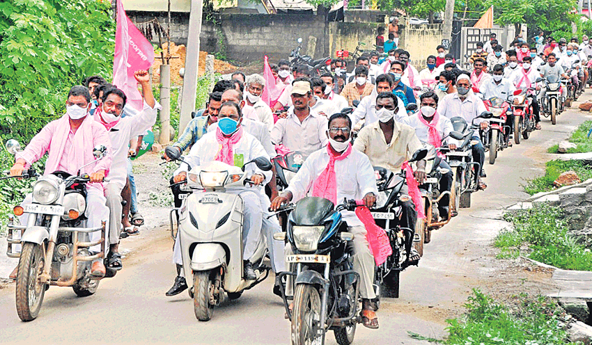 ఎగిరింది జెండా..తెలంగాణ నిండా