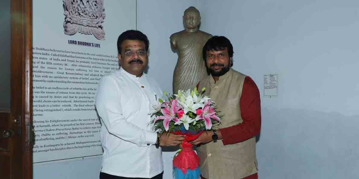 శ్రీలంక డిప్యూటీ హై కమిషనర్‌ను కలిసిన టీఎస్‌టీడీసీ చైర్మన్‌