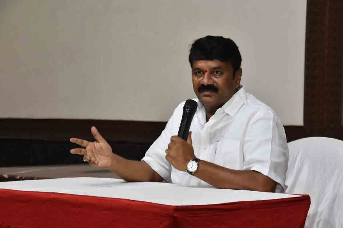 గణేశ్ విగ్రహాల నిమజ్జనం తీర్పుపై రివ్యూ పిటిషన్ వేస్తాం: మంత్రి తలసాని