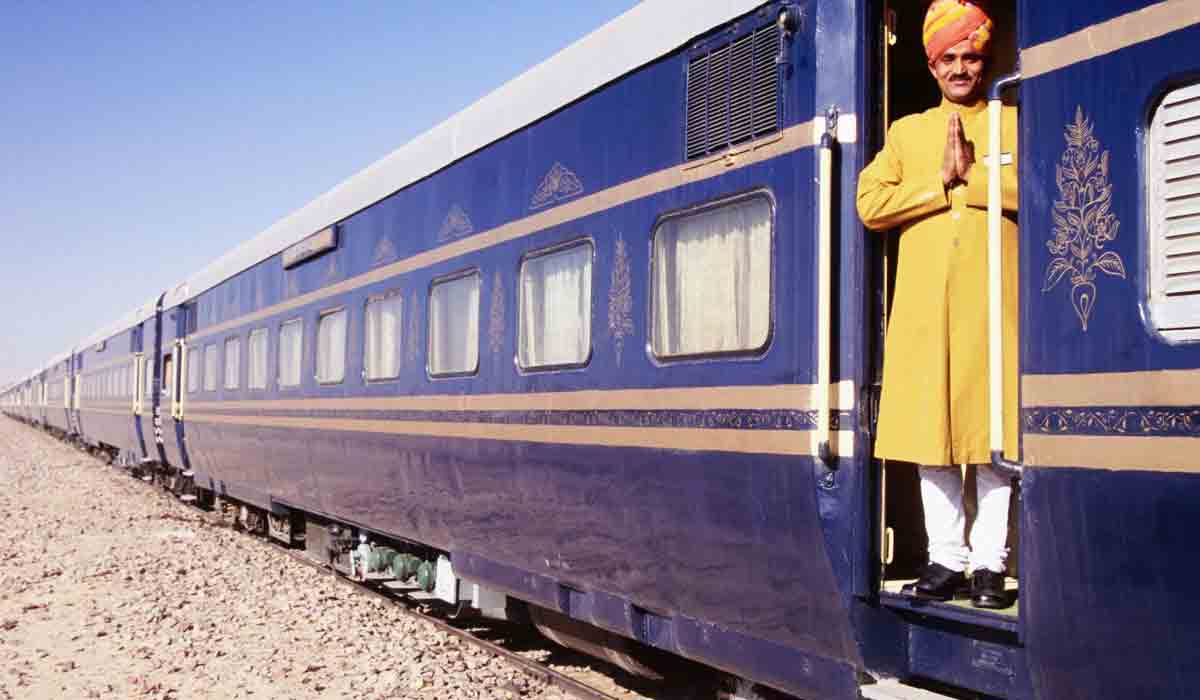 Indian railway: ఇక‌పై ప్రైవేటు వ్య‌క్తులూ రైల్వే కోచ్‌ల‌ను కొనుగోలు చేయొచ్చు.. ప‌ర్యాట‌క రైళ్ల‌ను న‌డుపొచ్చు..!