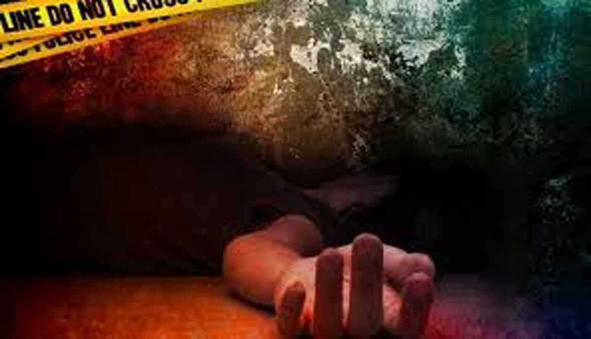 కన్నకూతురిని కడతేర్చిన తల్లి..