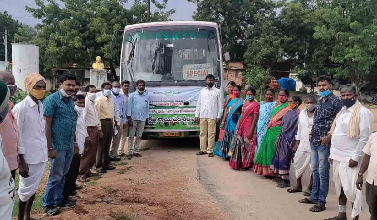 వాసాలమర్రి దళితుల ఖాతాల్లో ద‌ళిత‌బంధు డ‌బ్బులు జ‌మ‌