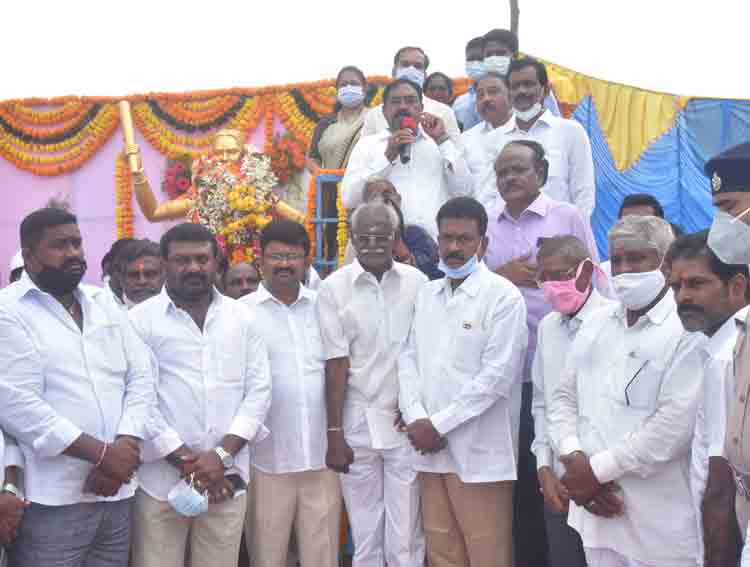 భావితరాలకు తెలిసేలా ఐలమ్మ చరిత్ర