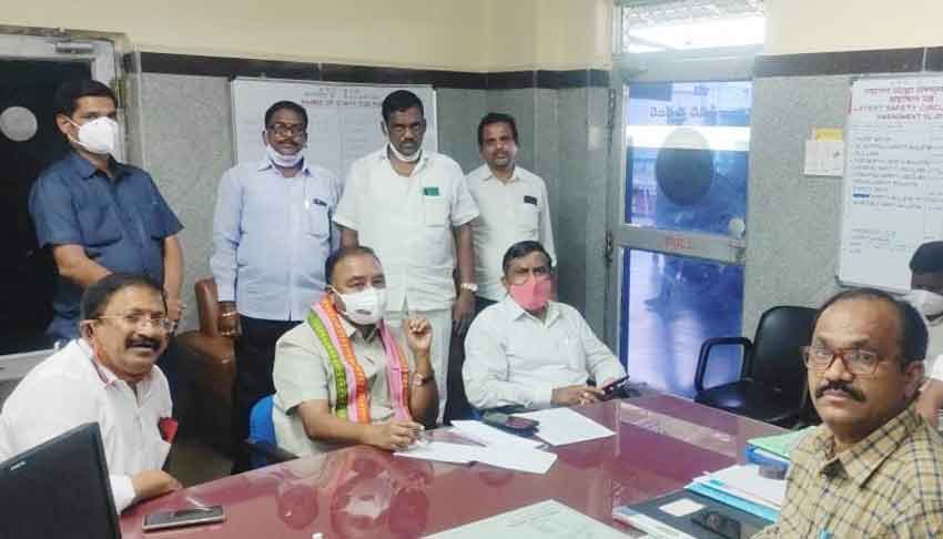 కేంద్రం ఇచ్చిన హామీలు నెరవేర్చాలి