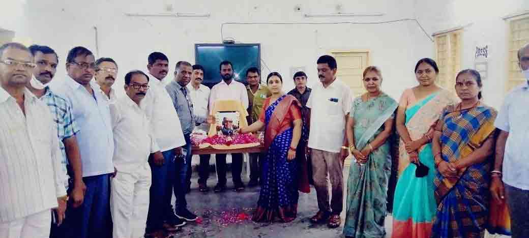 భావితరాలకు స్ఫూర్తి కొండా లక్ష్మణ్‌ బాపూజీ