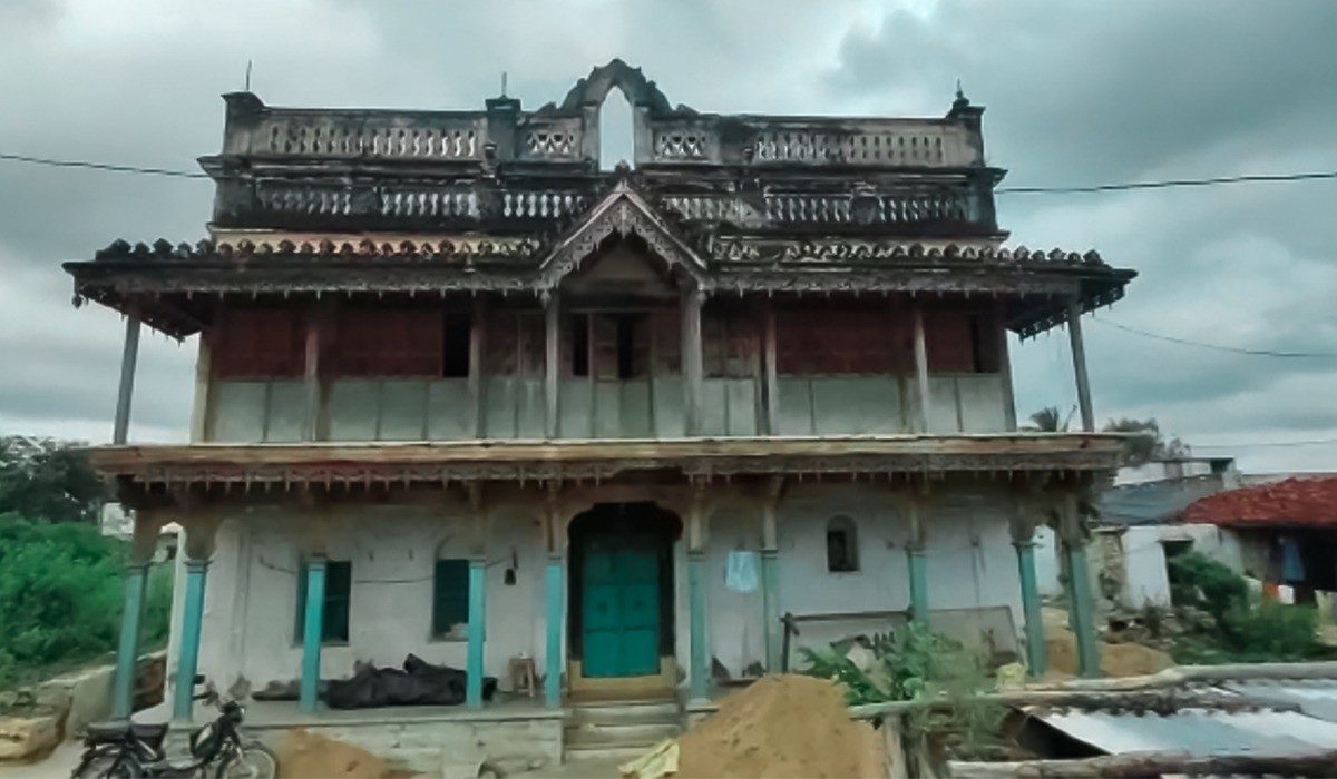 అన‌గ‌న‌గా ఒక ఊరు.. ఆ ఊరిలో పే..ద్ద ఇల్లు..!! దీని క‌థేంటంటే?