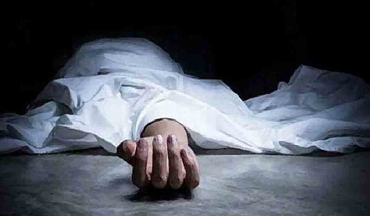 AP News | పైశాచిక ఆనందం.. భార్య ఉరిని చిత్రీకరించిన భర్త