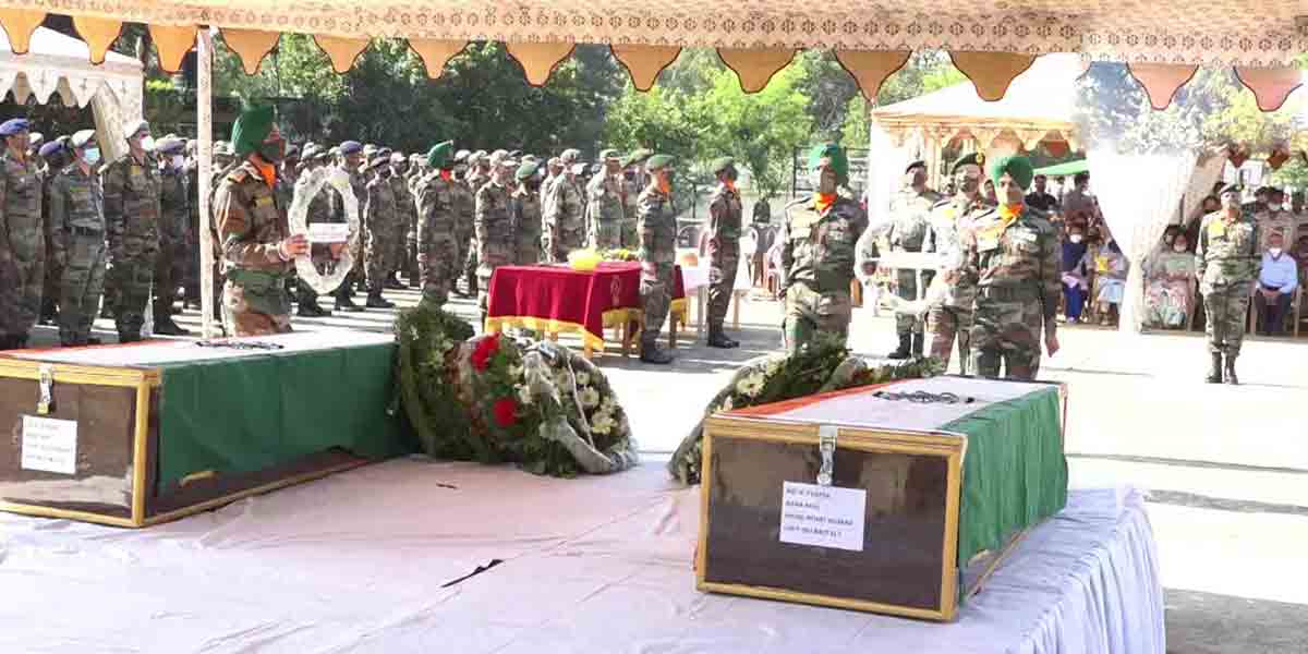 Helicapter force landing: ఆ ఇద్ద‌రు మేజ‌ర్ల‌కు ఆర్మీ ఘ‌న నివాళులు
