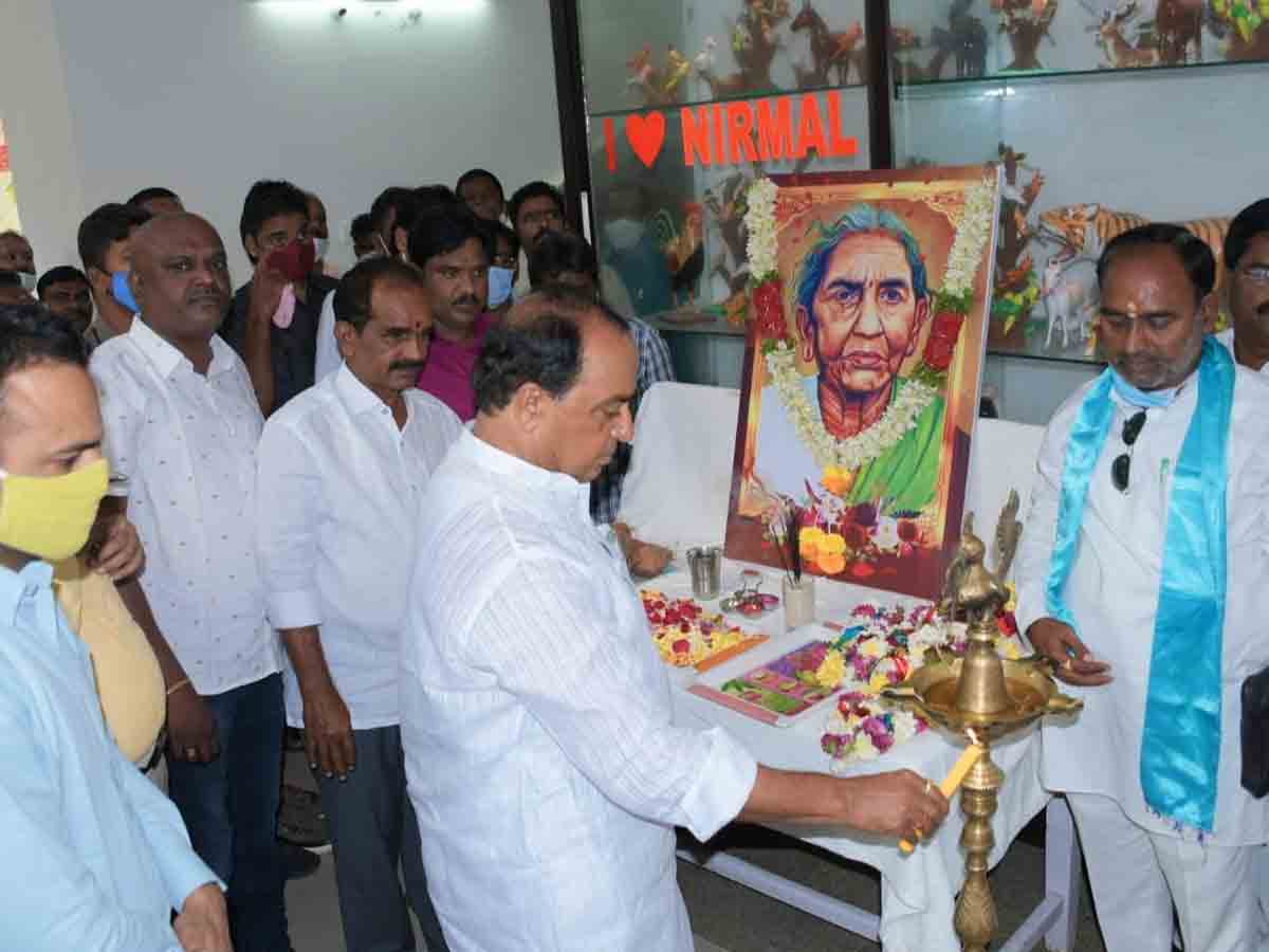 చాకలి ఐలమ్మ భావి తరాలకు స్ఫూర్తి ప్రదాత : మంత్రి ఐకే రెడ్డి