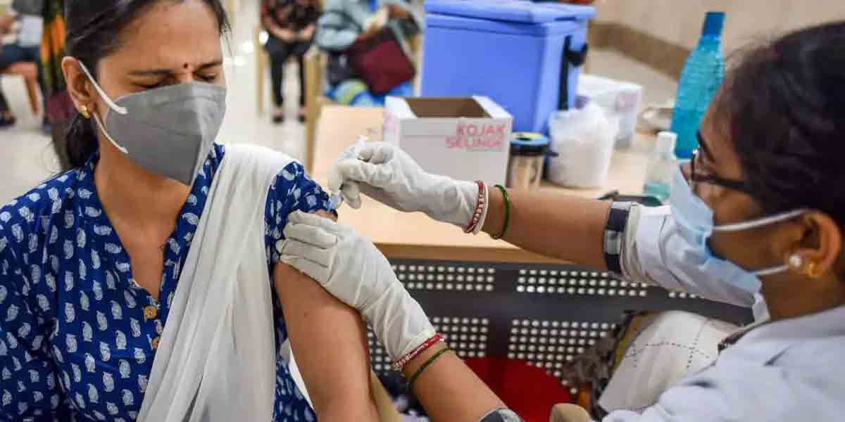 Corona in Kerala: కేర‌ళ‌లో భారీగా త‌గ్గిన క‌రోనా కేసులు