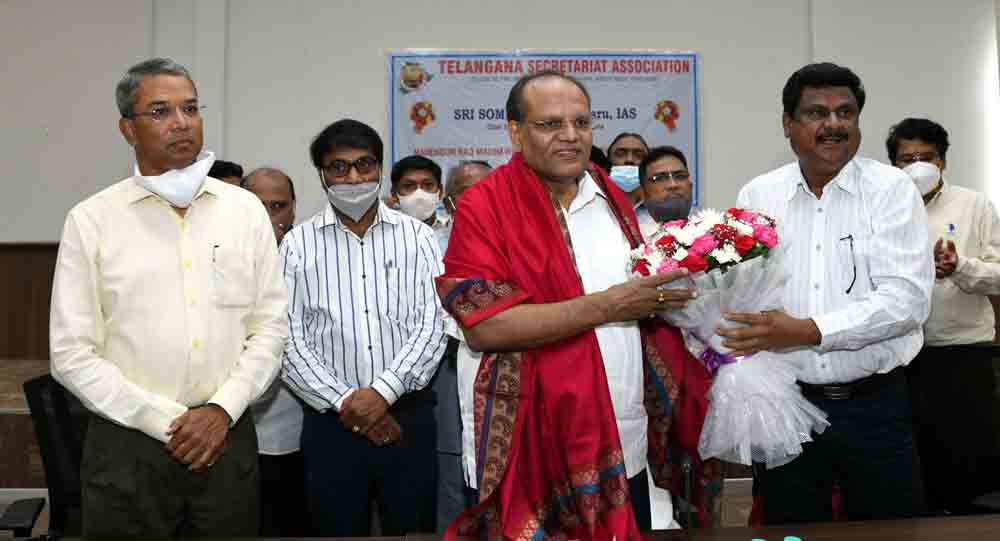 ప్రజలకు పారదర్శకంగా సేవలు