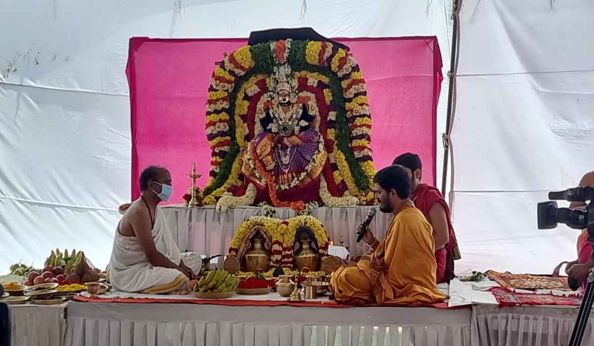 ఢిల్లీలో తెలంగాణ భ‌వ‌న్‌.. వేద‌పండితుల‌తో భూమిపూజ‌