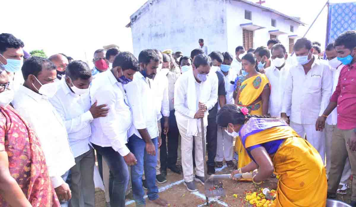 అందరికి న్యాయం అదే సీఎం కేసీఆర్‌ ధ్యేయం : మంత్రి ఎర్రబెల్లి