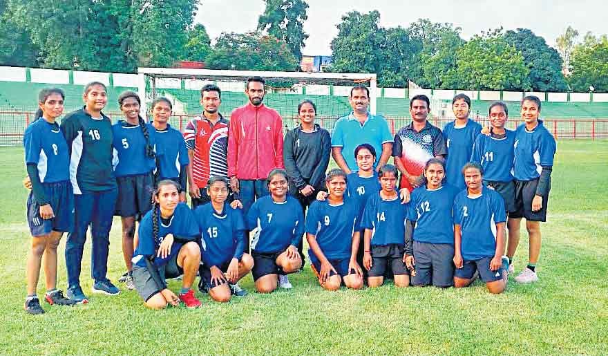 తెలంగాణ బోణీ