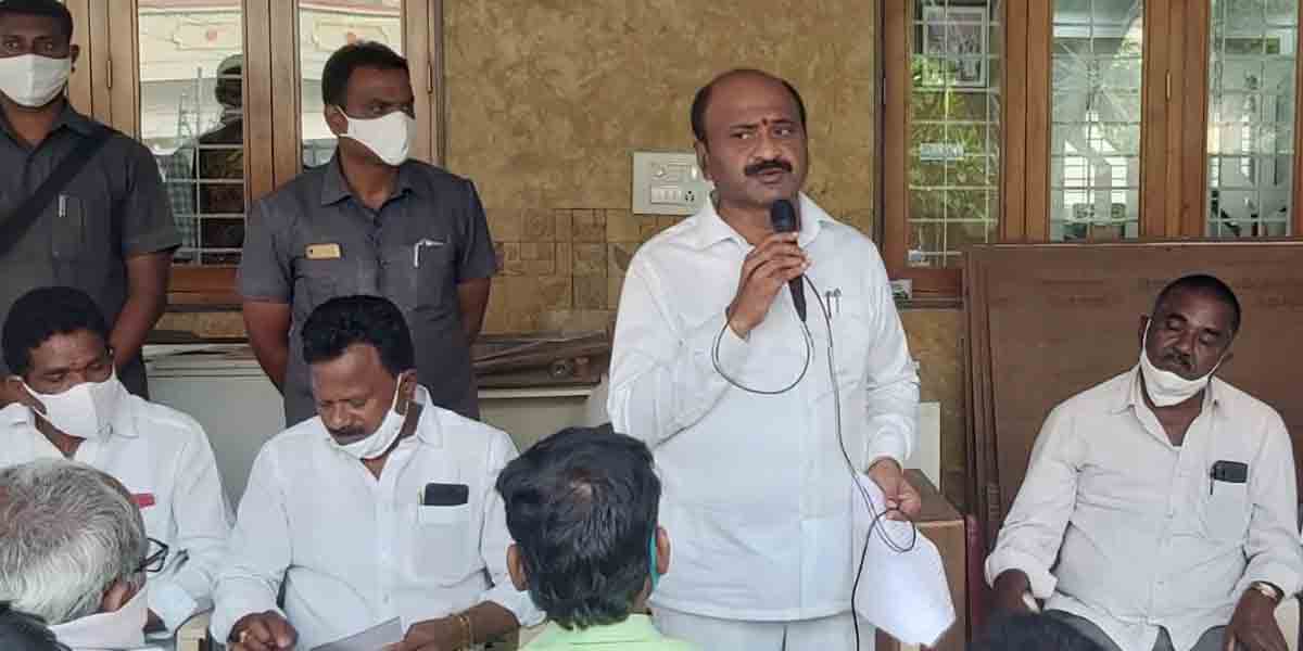 కేసీఆర్ నాయకత్వంలో ఎదురులేని శక్తిగా టీఆర్‌ఎస్‌