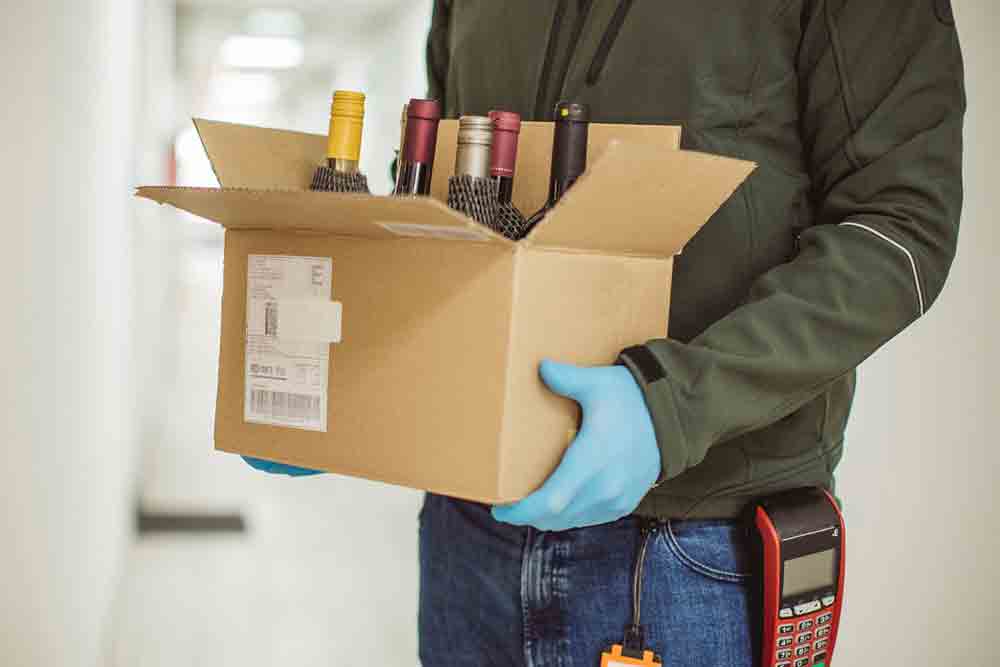 లిక్కర్‌ హోం డెలివరీ కావాలి.. హైదరాబాదీల అభిప్రాయమిదీ..