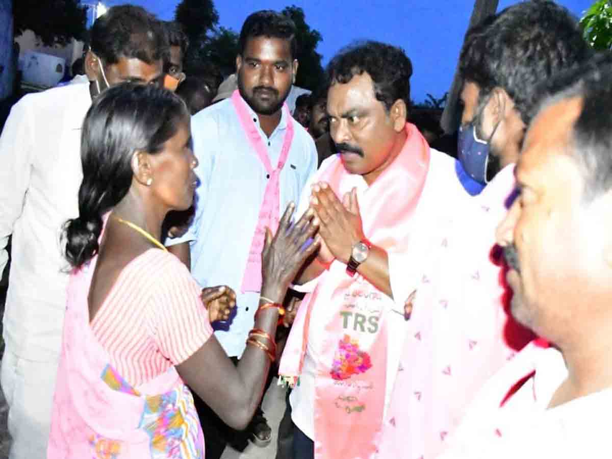 Huzurabad |”దళిత బంధు”తో దళితులు ధనవంతులుగా మారతారు: చొప్పదండి ఎమ్మెల్యే రవిశంకర్