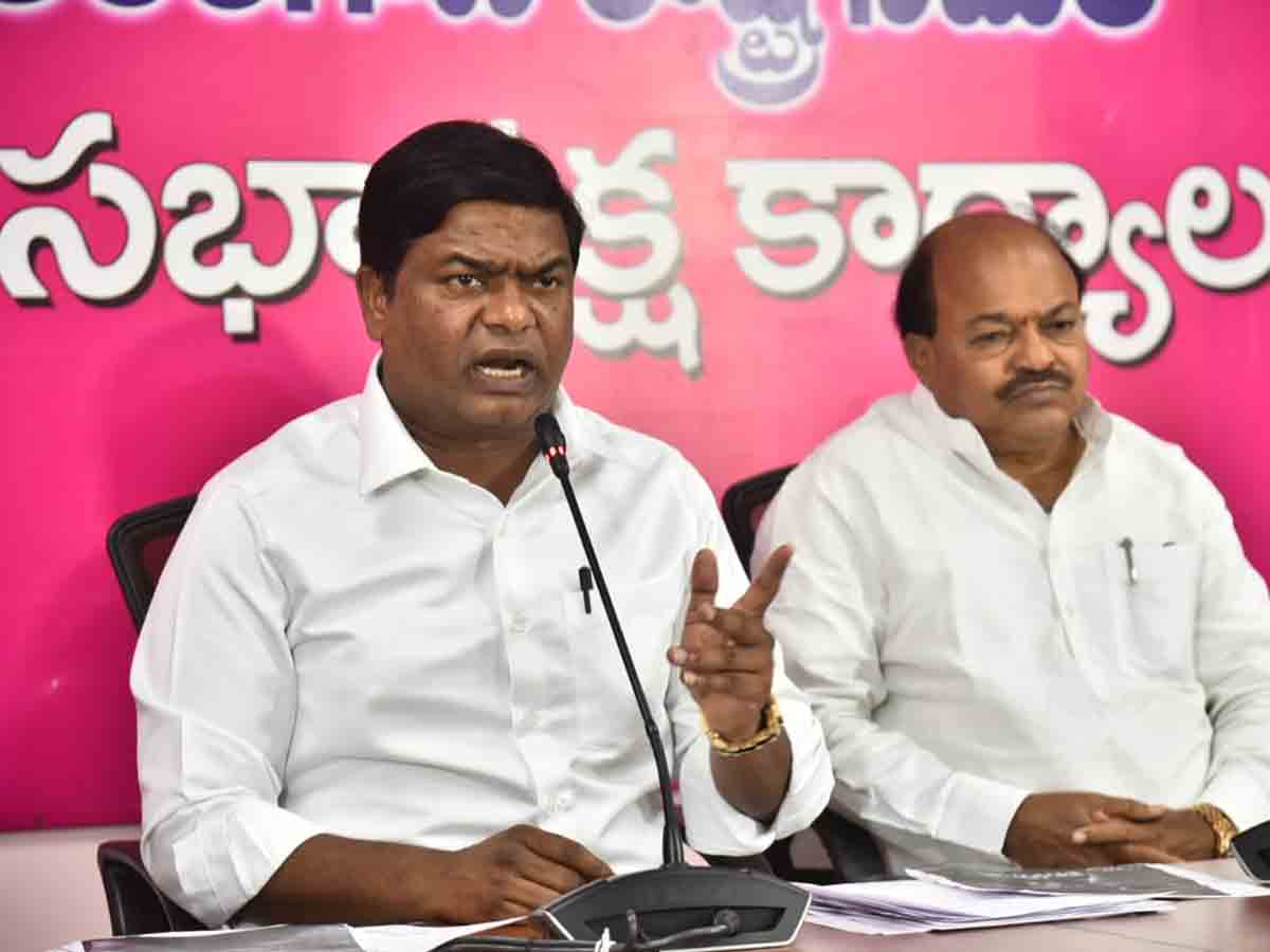 రేవంత్ రెడ్డి హోల్ సేల్ బ్లాక్ మెయిల్‌కు బ్రాండ్ అంబాసిడర్