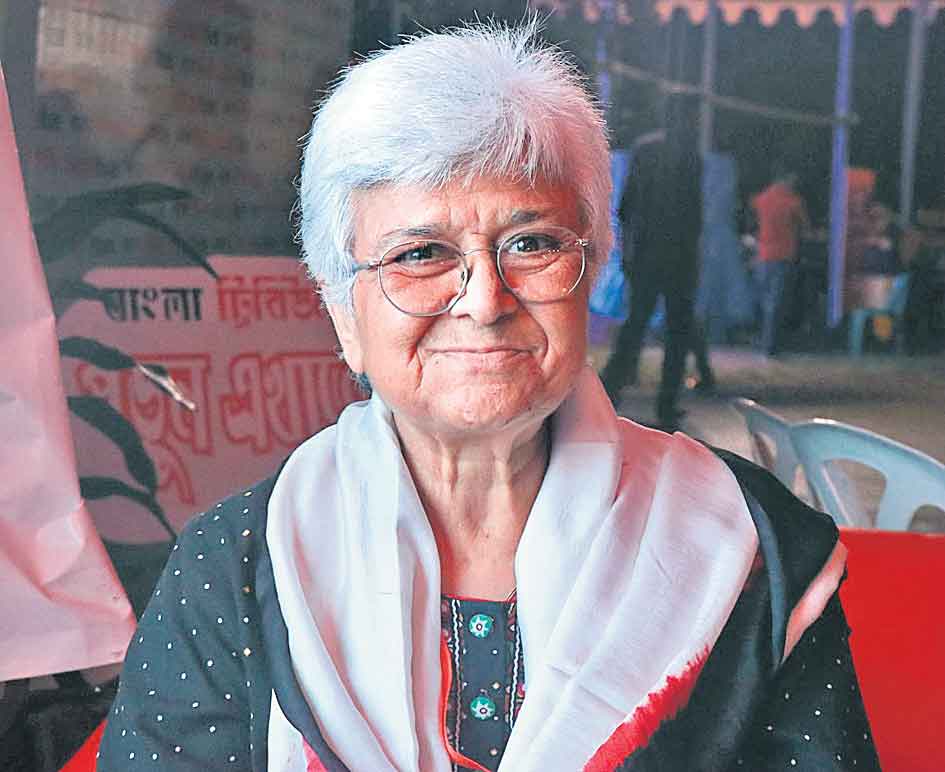 మహిళల గొంతుక కమల కన్నుమూత