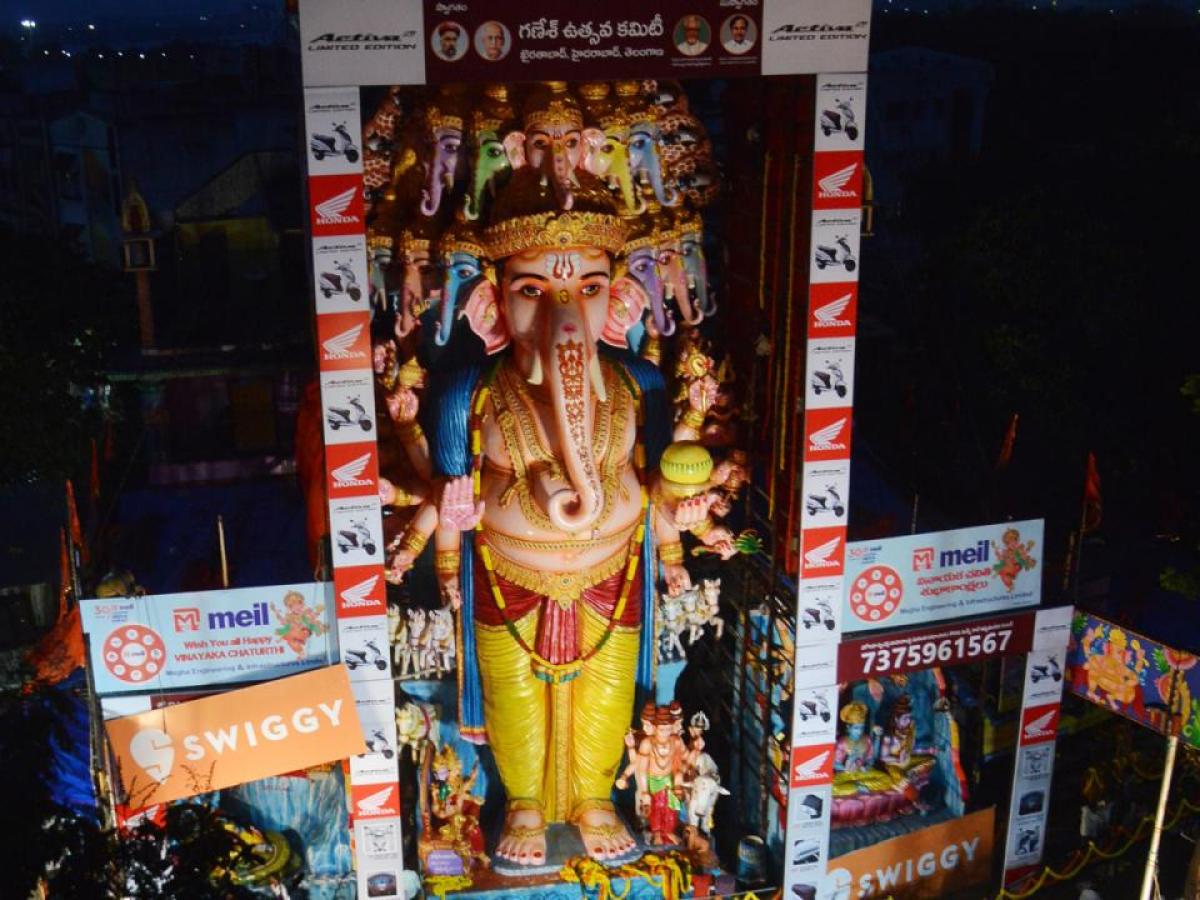 khairatabad ganesh | వచ్చే ఏడాది ఖైరతాబాద్‌లో మ‌ట్టి గ‌ణ‌ప‌తి, ప్ర‌తిష్ఠించిన చోటే నిమ‌జ్జ‌నం