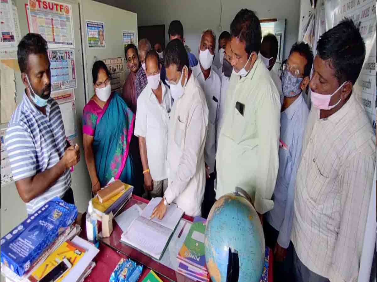 Khammam District | ప్రభుత్వ ఉన్నత పాఠశాలను తనిఖీ చేసిన జెడ్పీ చైర్మన్..