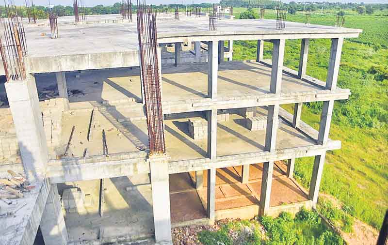 అన్ని హంగులతో సమీకృత కలెక్టరేట్‌