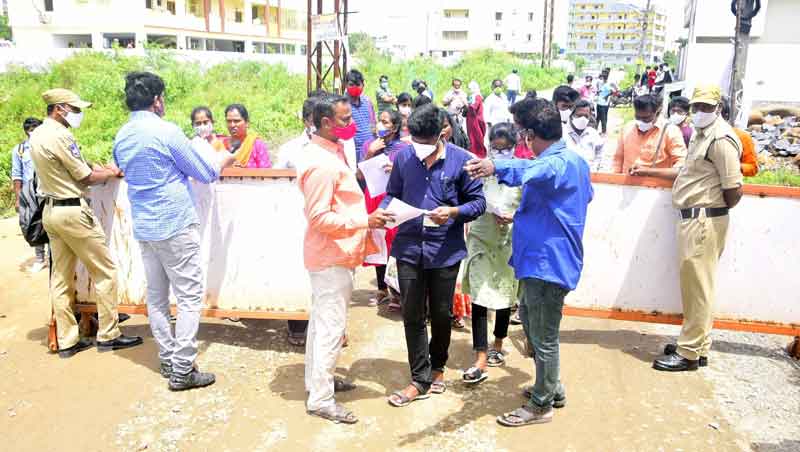 ప్రశాంతంగా నీట్‌