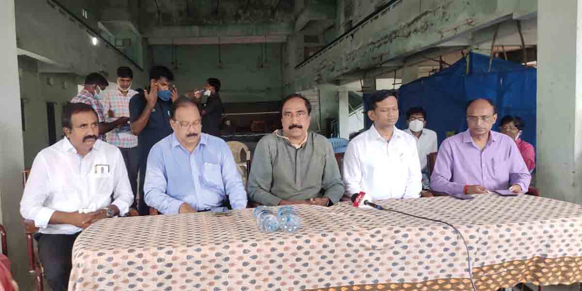 14 నర్సింగ్‌ కాలేజీలకు పూర్తిస్థాయి పోస్టులు : డీఎంఈ రమేశ్‌ రెడ్డి