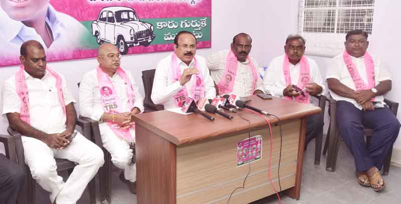 రెడ్డి కులస్తులకు క్షమాపణ చెప్పాలి
