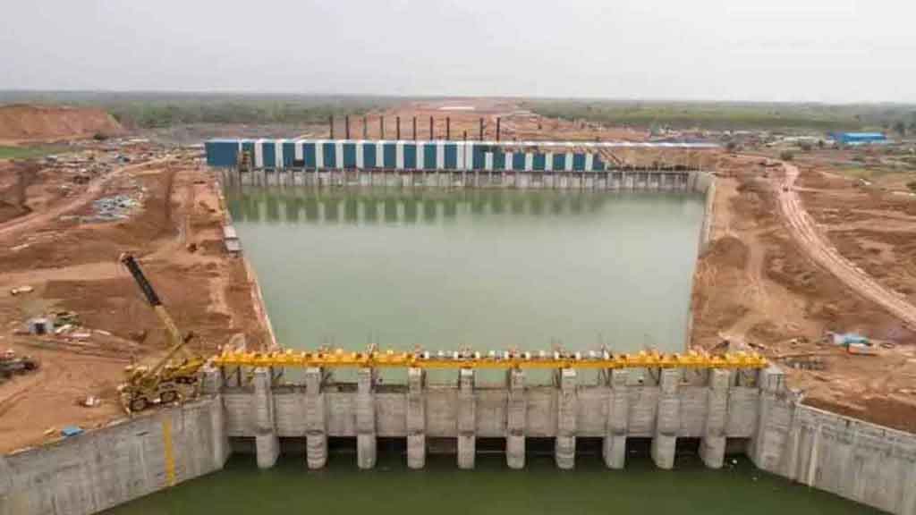 ఎందుకీ డొంక తిరుగుడు?