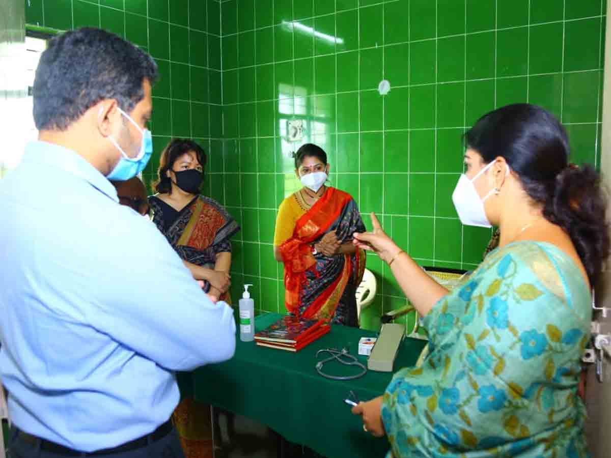 IAS officers : ములుగు జిల్లాలో పర్యటించిన ఐఏఎస్‌ అధికారుల బృందం