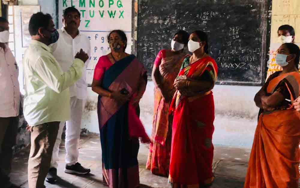 కొవిడ్‌ నిబంధనలు పాటించాలి