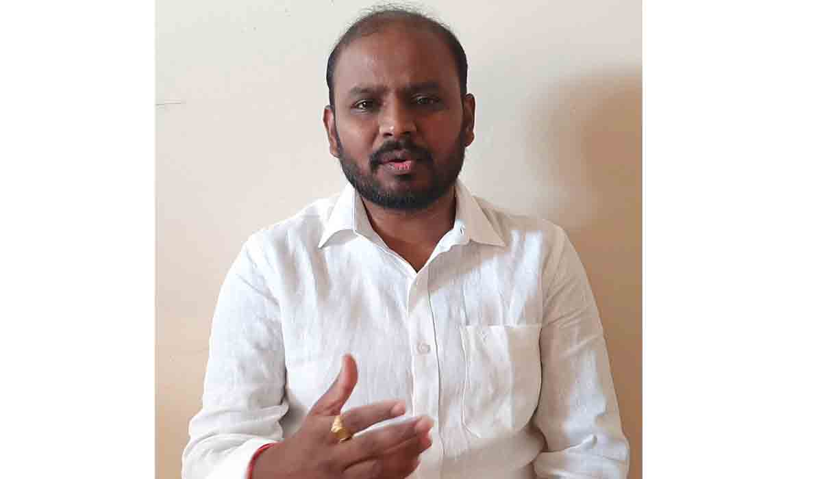 దమ్ముంటే అభివృద్ధి ఛాలెంజ్ స్వీకరించు.. రేవంత్‌కు ఎన్నారైలు సవాల్‌