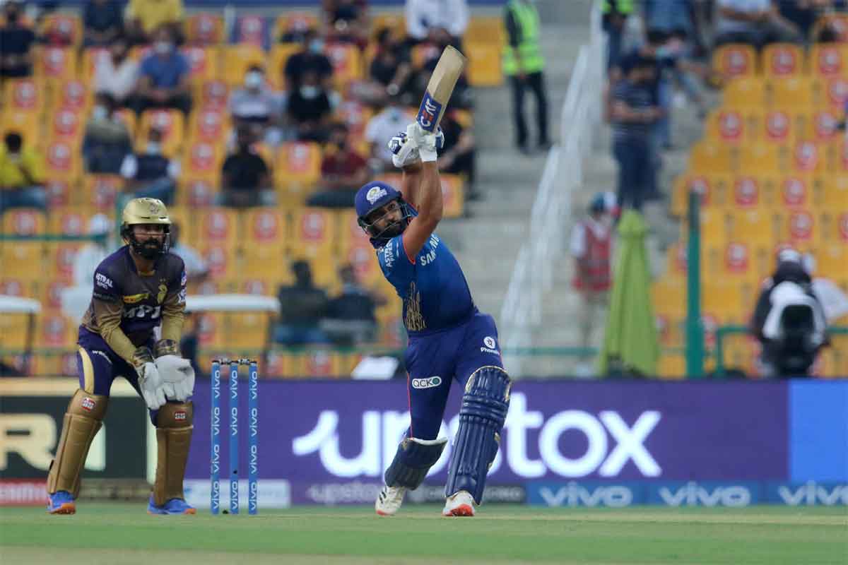 MI vs KKR : రోహిత్ ఈజ్ బ్యాక్.. 5 ఓవ‌ర్ల‌కు ముంబై స్కోర్ 40