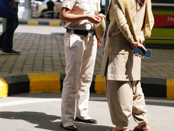 మ‌హిళ‌ల భ‌ద్ర‌త‌కు కీల‌క నిర్ణ‌యం : ప్ర‌తి పీఎస్‌లో నిర్భ‌య‌ బృందాల ఏర్పాటు