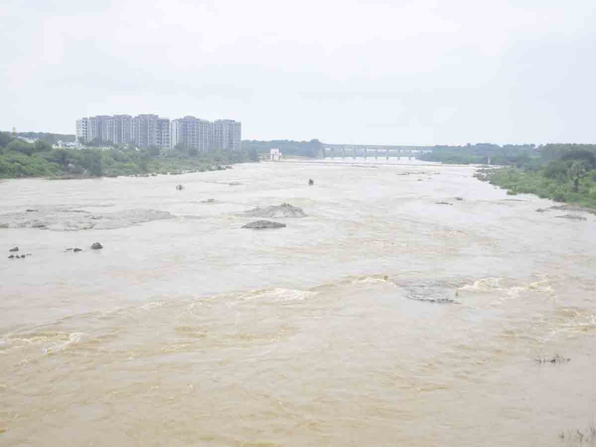 Khammam | మున్నేరుకు పెరిగిన వరద తాకిడి