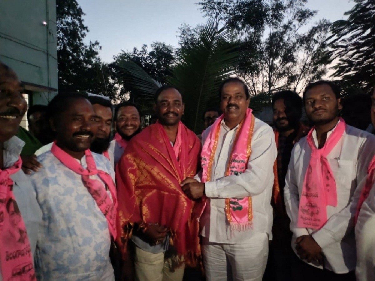 Narayanakhed: ప్రభుత్వ పథకాలను గడపగడపకూ తీసుకెళ్లాలి : నారాయణఖేడ్‌ ఎమ్మెల్యే భూపాల్‌రెడ్డి