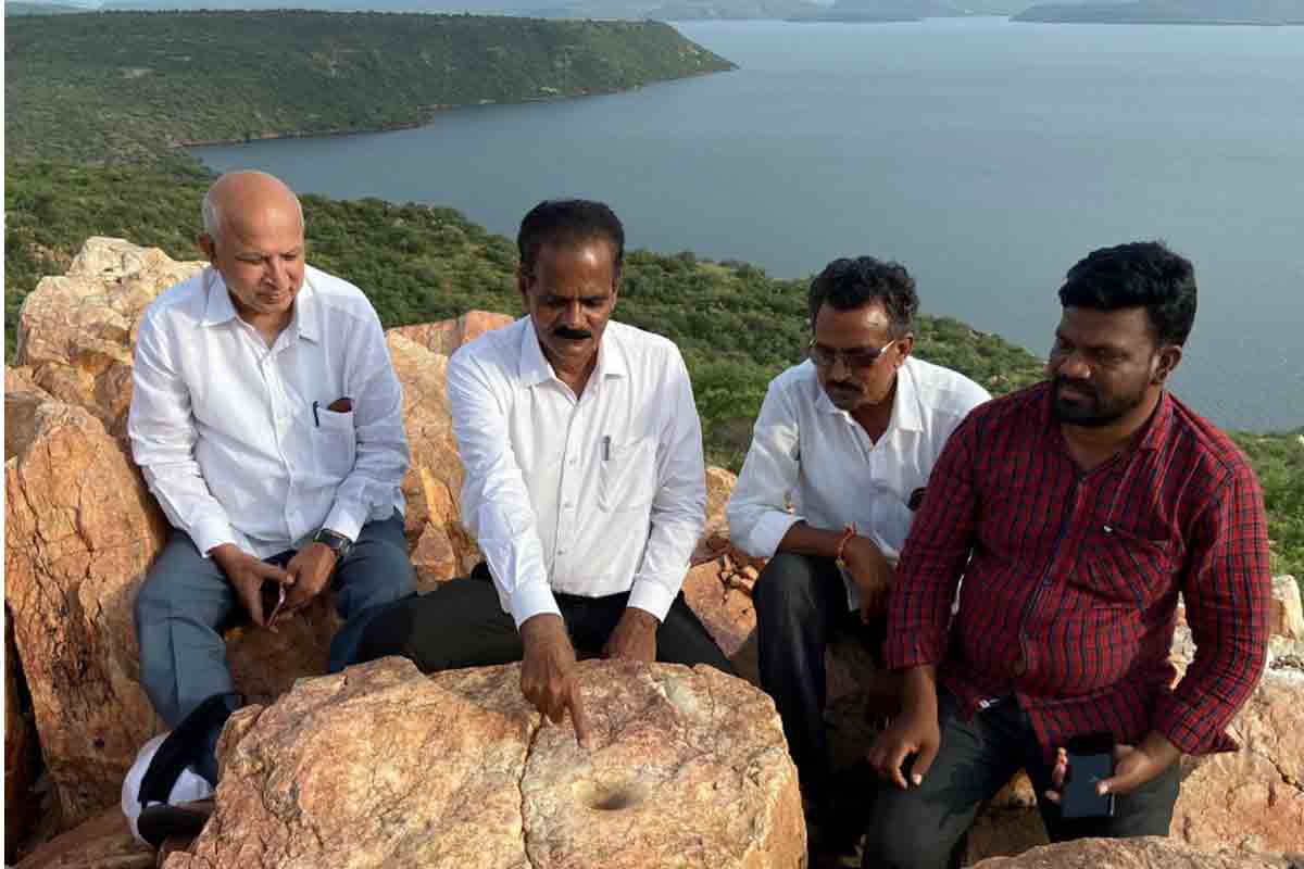 నాగార్జునసాగర్ పరిసరాల్లో ఆదిమానవుని అడుగుజాడలు